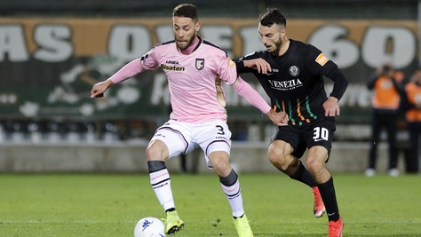 Lecce, ha firmato Rispoli: arriva a parametro zero