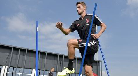 Juve-Roma, per Rugani e Riccardi appuntamento a lunedì