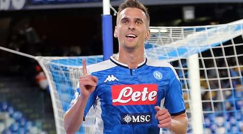 Napoli-Verona 2-0: Milik rilancia Ancelotti