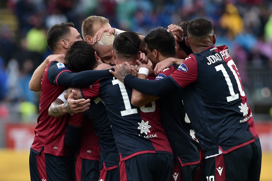 Cagliari, Luvumbo è ufficiale: contratto fino al 2025