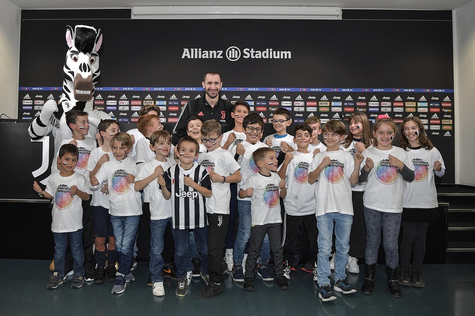 Juve, Chiellini: "Ero tifoso del Milan. Ma con la Juve è stato subito amore"
