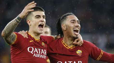 Roma, c'è Smalling da blindare: ecco il piano