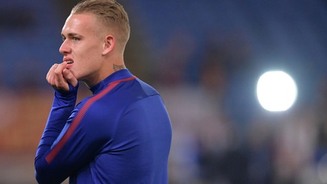 Karsdorp, ira dei tifosi per un video a Santo Stefano. Il terzino: "Non mi drogo"