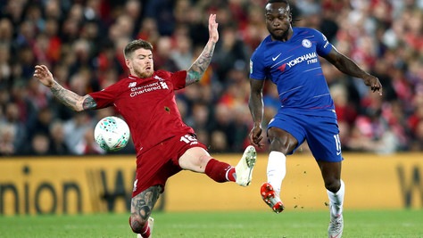 Inter, Moses è arrivato in sede: a breve la firma