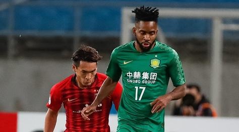 Lazio, riecco Bakambu per l'attacco