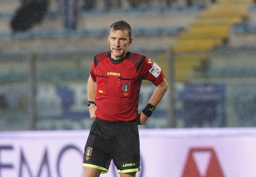 Arbitri, Cosenza-Benevento a Serra. Venezia-Frosinone: Ayroldi