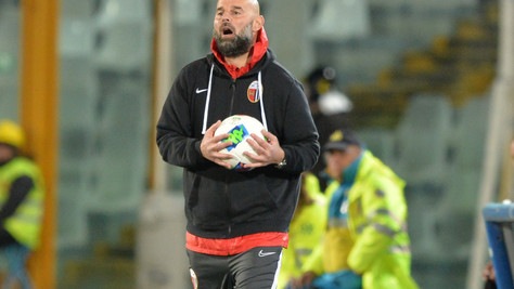 Ascoli, ufficiale: via Stellone, squadra affidata ad Abascal