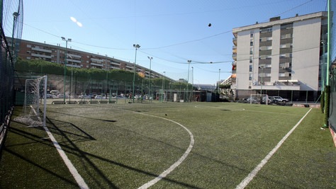 Covid, nuovo Dpcm: stop a calcetto e feste private!