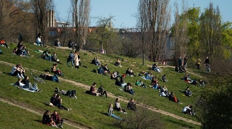 "Il caldo uccide il Coronavirus? Ecco cosa sappiamo al momento"