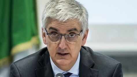 Brusaferro: "Difficile immaginare di poter riempire gli stadi"