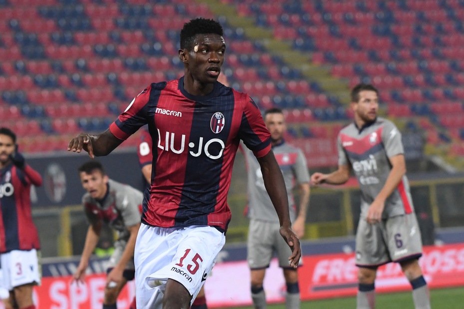 Bologna, l'enigma degli esterni: solo Mbaye ha resistito