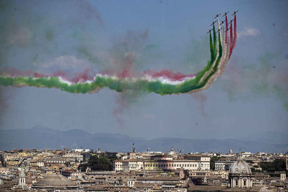 25 aprile, Frecce Tricolori su Roma: l'aeronautica svela perché