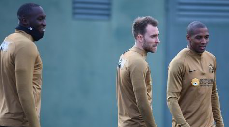 Inter: anche Lukaku, Young, Moses, Eriksen e Godin lasciano l'Italia