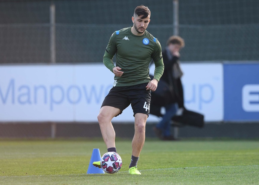 Napoli, si ferma Manolas: fastidio muscolare