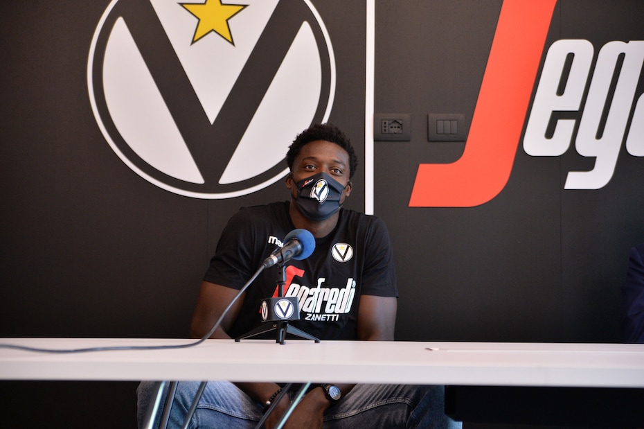 Virtus Bologna, ufficiale l'acquisto di Awudu Abass