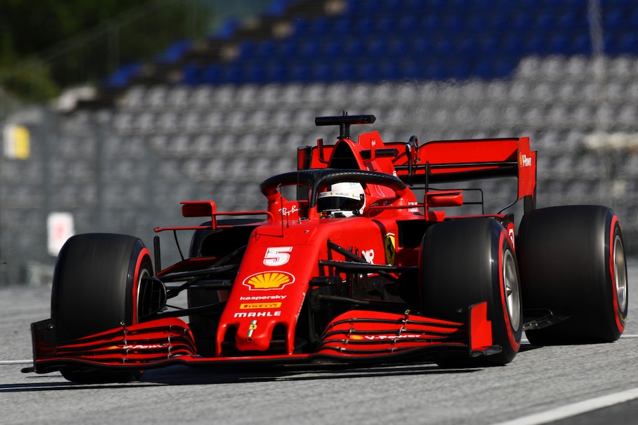 Vettel furioso con la Ferrari, scintille con Binotto