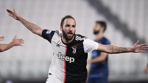Juve-Sampdoria, i convocati di Sarri: riecco Higuain