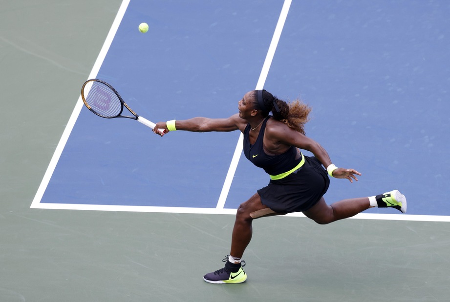 New York, esordio ok per Osaka. Soffre ma passa anche Serena Williams