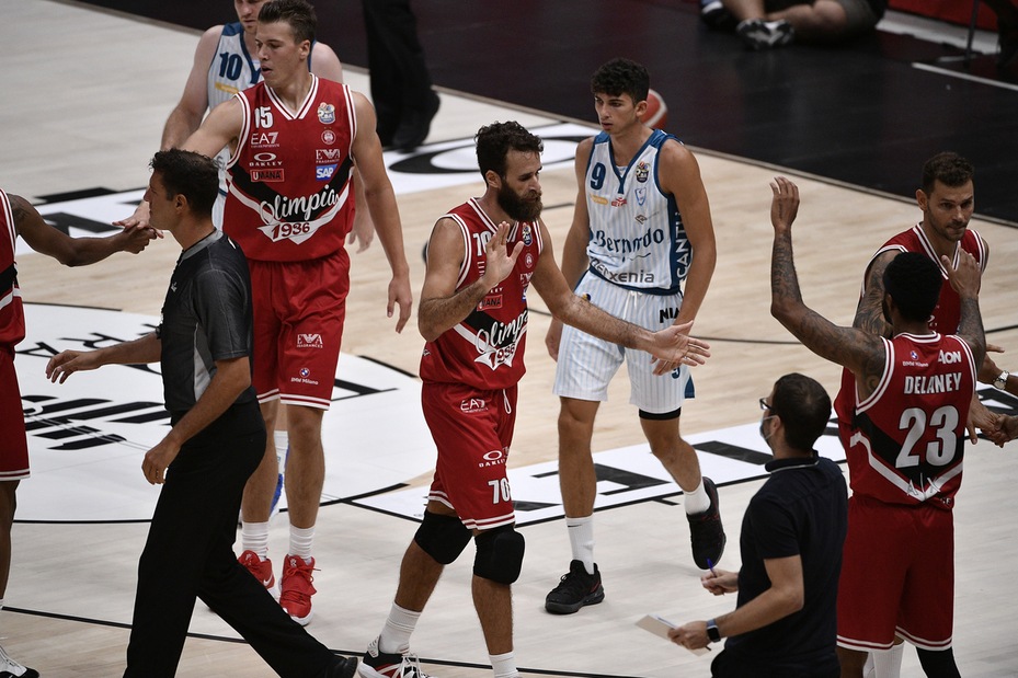 Milano batte Cantù nell'anticipo della Supercoppa Italiana 2020