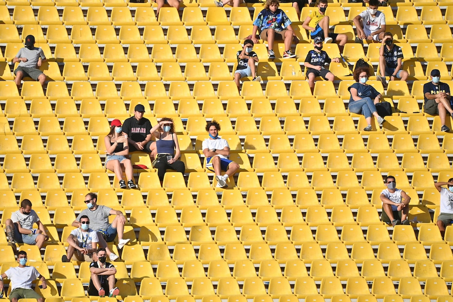 Serie A, stadi aperti a mille persone!