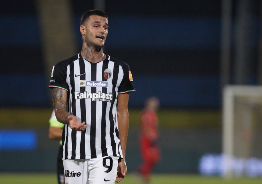 Sassuolo, ufficiale Scamacca al Genoa, Odgaard al Lugano