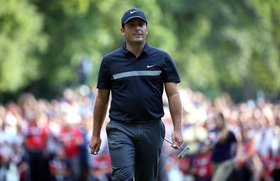 Shriners Open, Molinari che fatica. DeChambeu vola