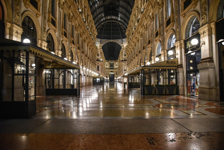 Coprifuoco a Milano, sembra un nuovo lockdown
