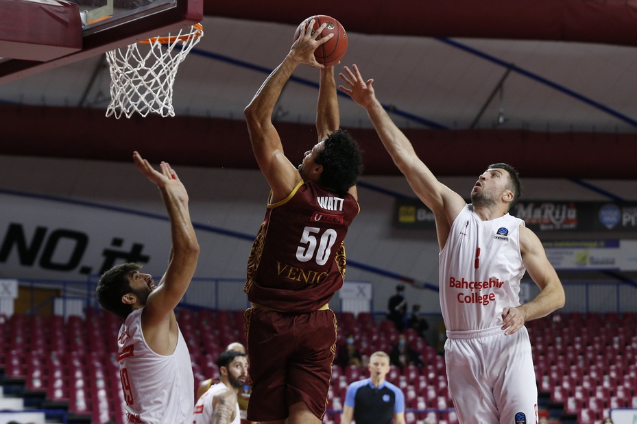Eurocup: Venezia vince all'overtime, Brescia ko