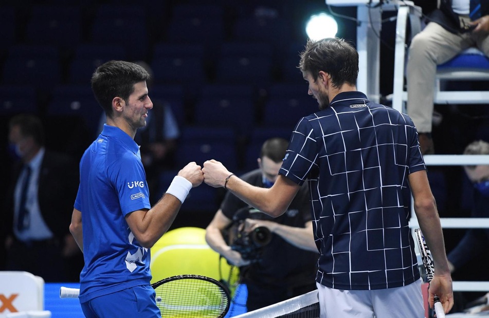 Atp Finals, Medvedev supera Djokovic e avanza in semifinale
