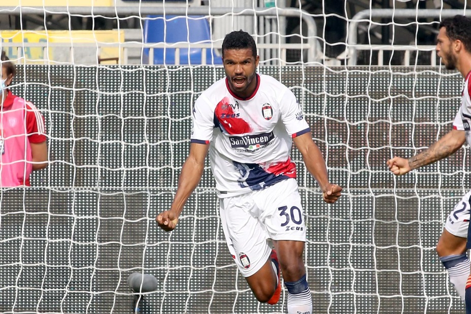 Crotone, ufficiale: Messias rinnova fino al 2024