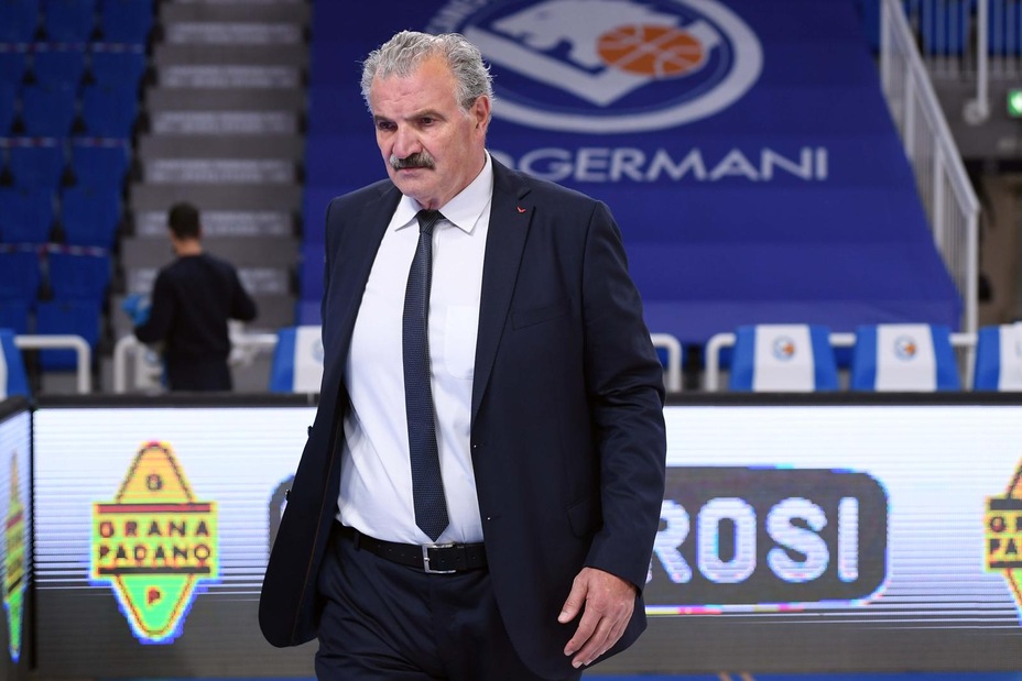 Sacchetti esonerato dalla Fortitudo Bologna