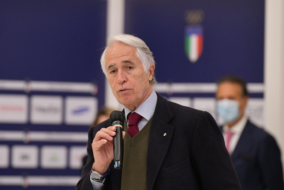 Malagò: "Bella idea dedicare a Paolo Rossi titolo di capocannoniere"