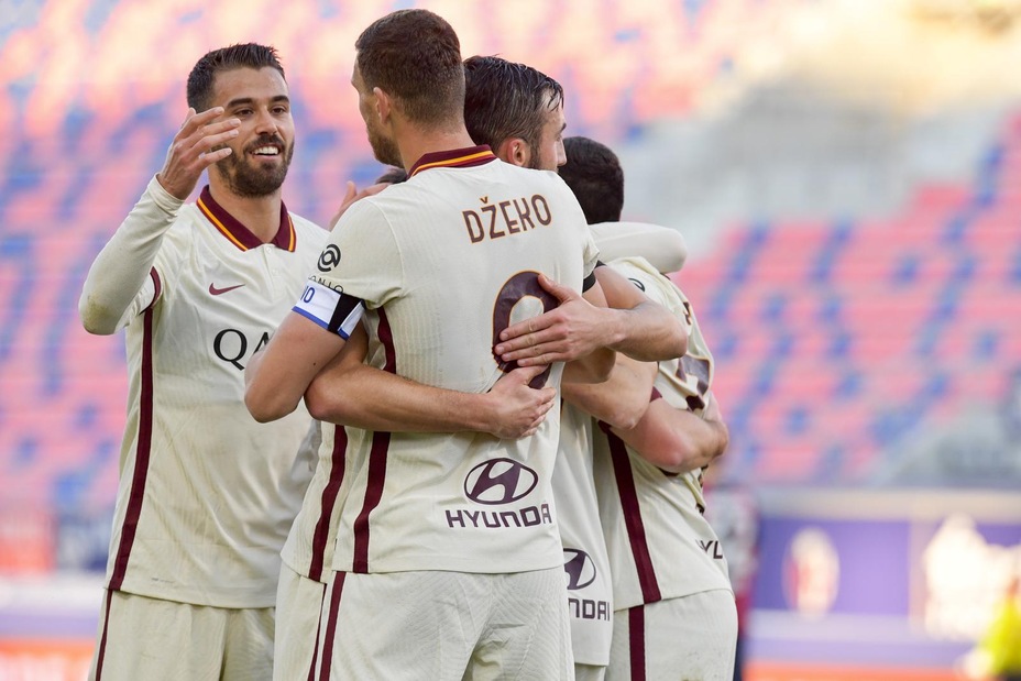 Roma, tifosi in estasi: "Goleada e ko della Lazio: weekend perfetto"