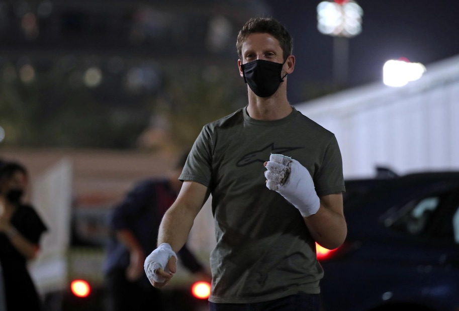 F1: Grosjean sarà operato alla mano sinistra