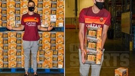 NBA, Duncan Robinson dei Miami fa beneficenza con la maglia della Roma