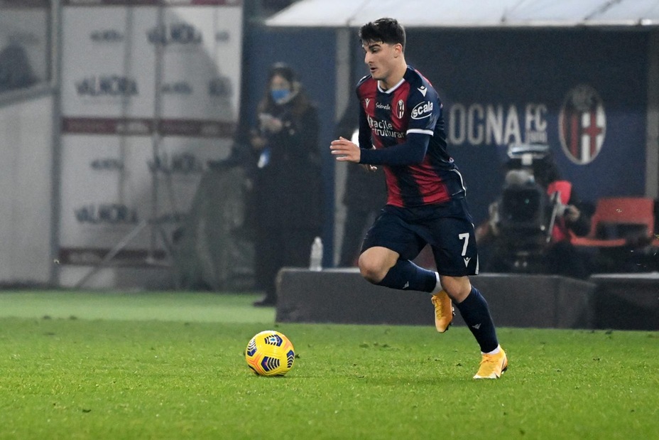 Orsolini trascina le ali del Bologna