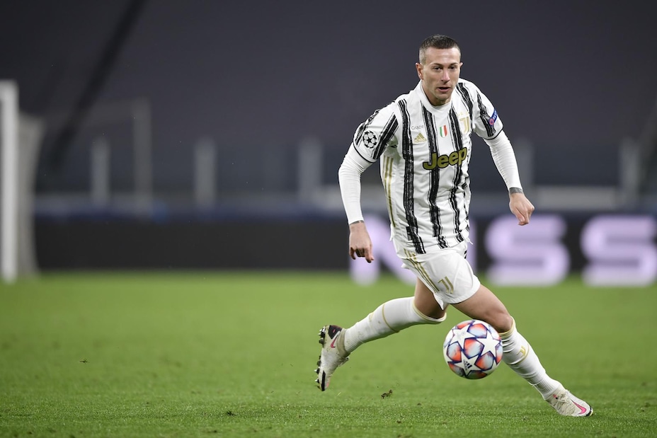 Juve, Bernardeschi punta i piedi: non vuole essere ceduto