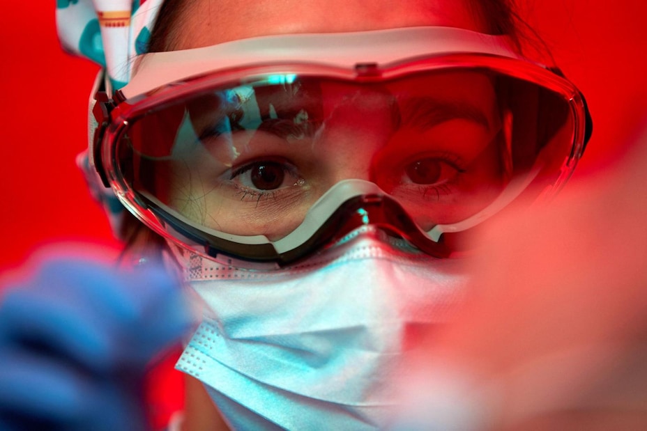 Covid, in Spagna testano farmaco con immunità immediata