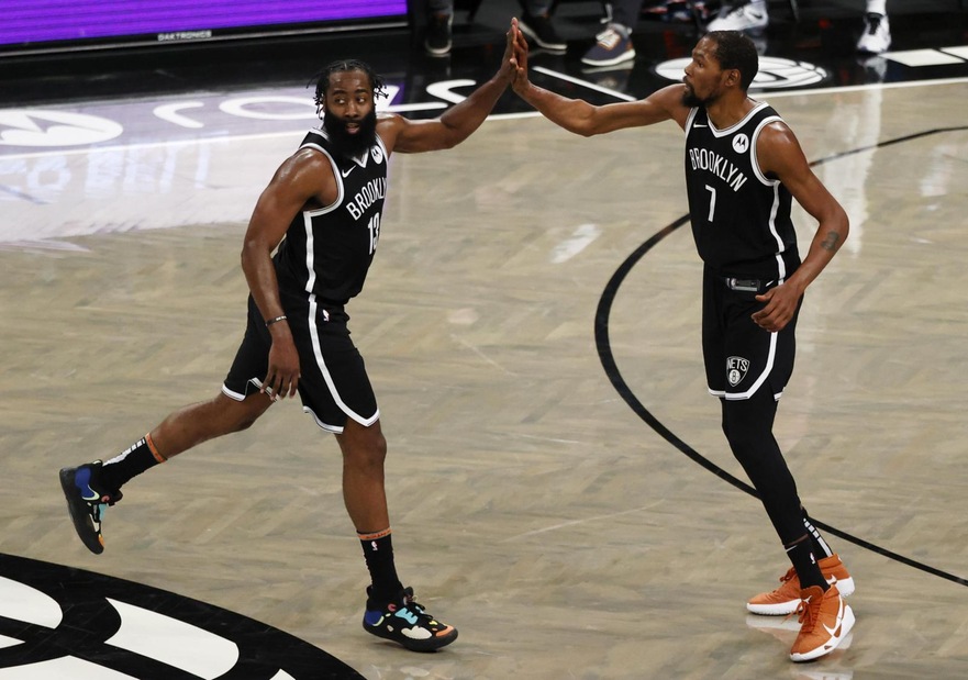 Nba: Durant-Harden show, Curry batte LeBron in rimonta