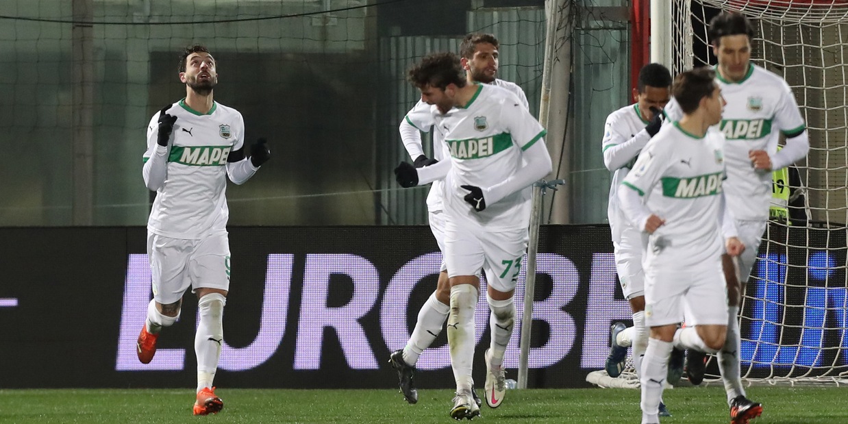 Crotone-Sassuolo 1-2, Berardi e Caputo affondano Stroppa