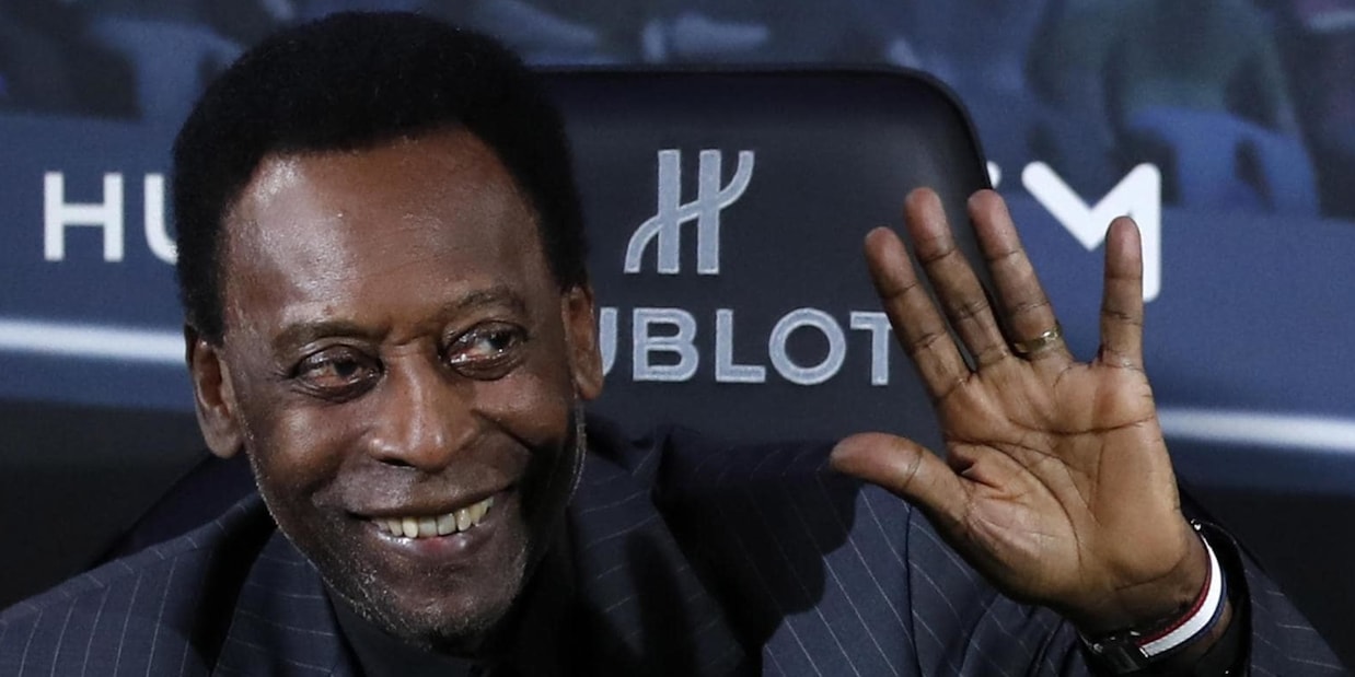 Pelé in ospedale: "Nessuno svenimento, solo esami di routine"