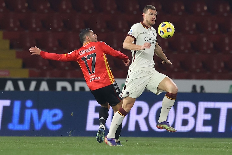 Benevento-Roma 0-0: Glik espulso, Inzaghi ferma Fonseca