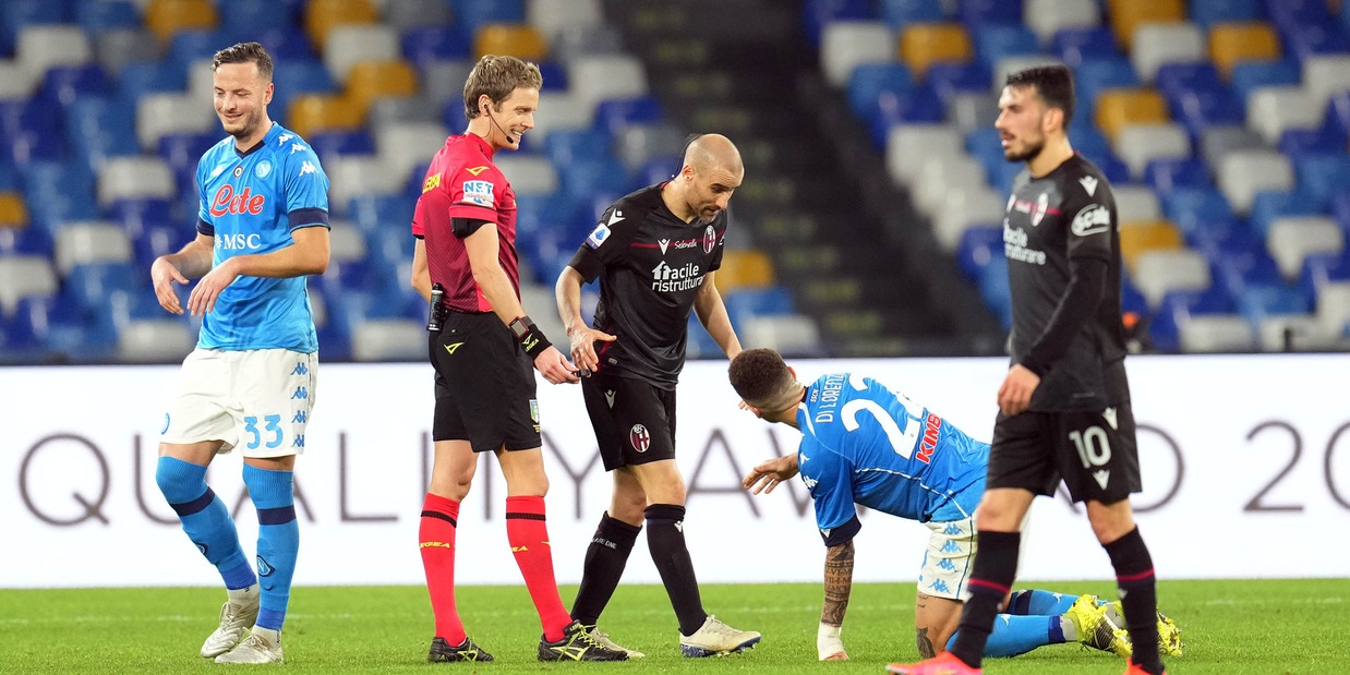 Moviola Napoli-Bologna, giusto annullare il gol a Palacio