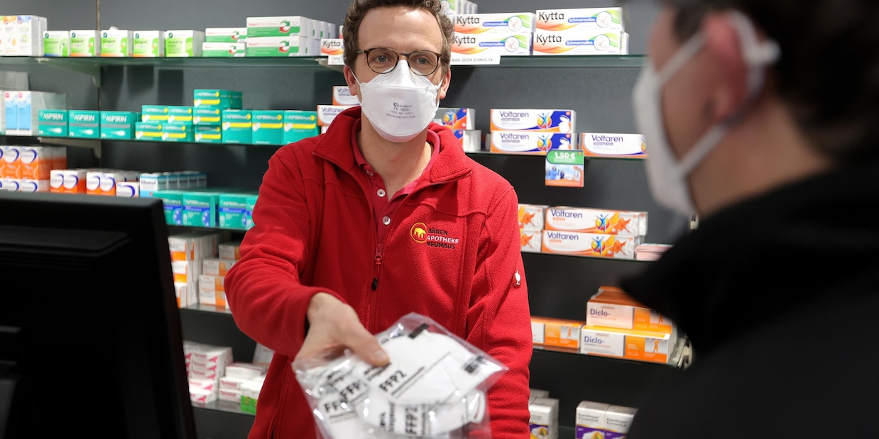 Coronavirus, ecco le mascherine Ffp2 da evitare: i codici abusivi