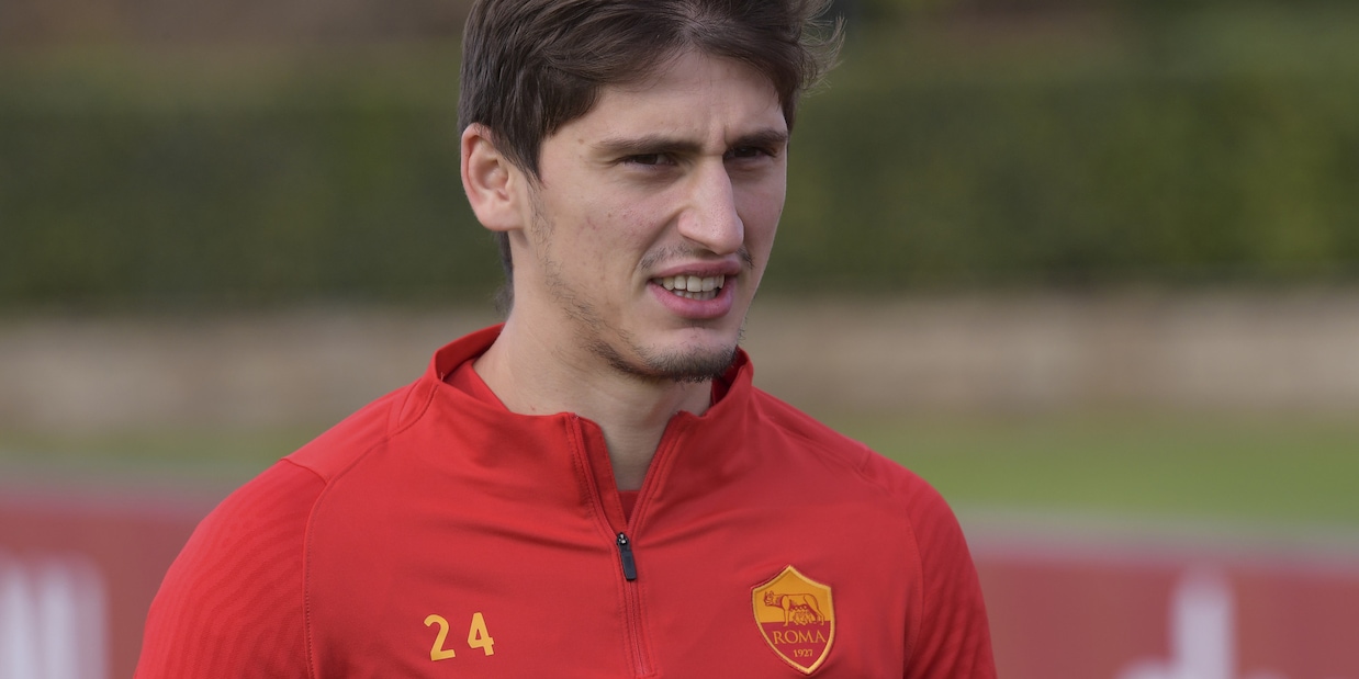 Kumbulla: "Roma la scelta giusta. Futuro in Premier? Mai dire mai"