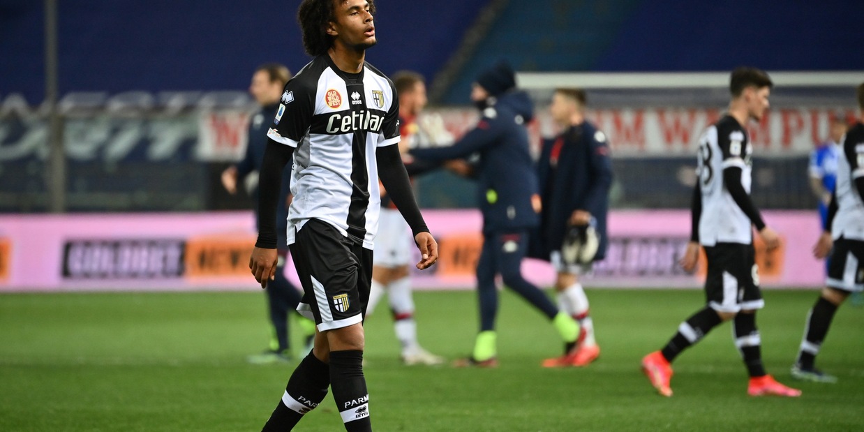 Parma, tendinopatia per Brunetta. Zirkzee: distorsione