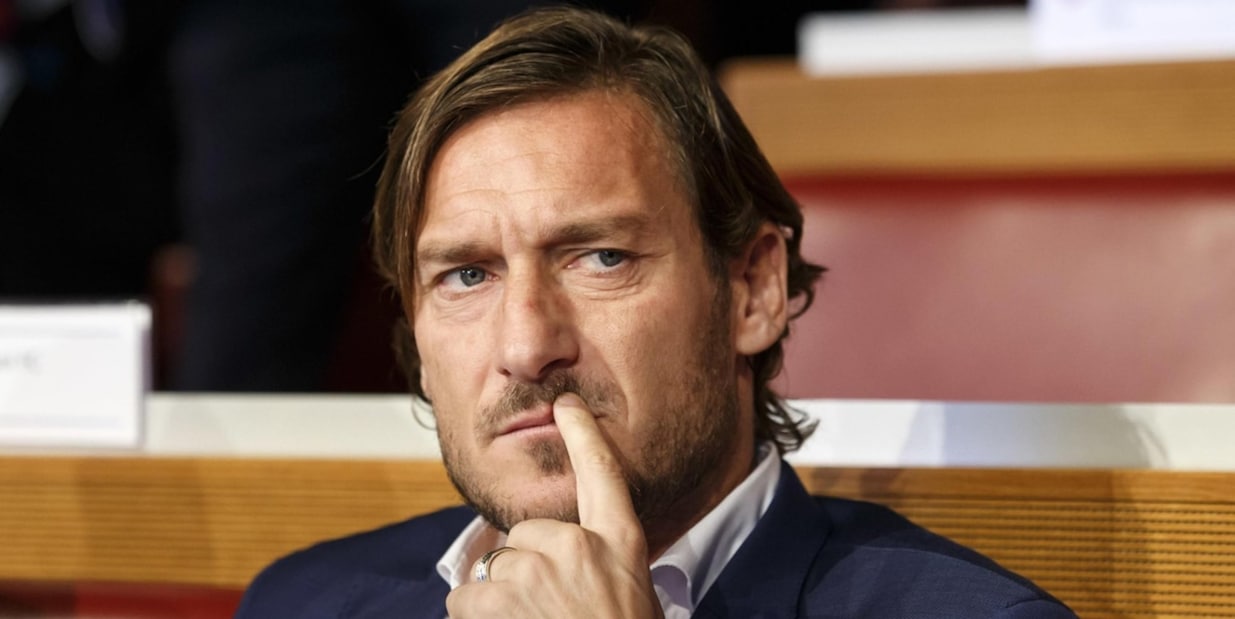 Roma, Totti pensa all'addio: e la Figc lo chiama