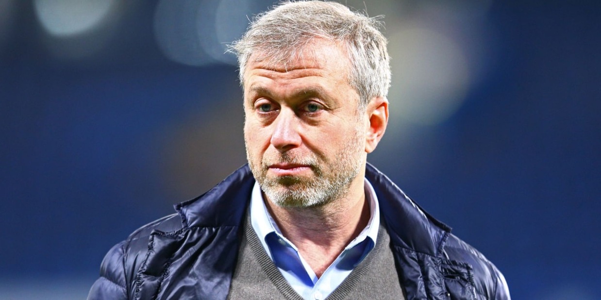 Abramovich in discussione, Bryant: "Gli va tolto il Chelsea"