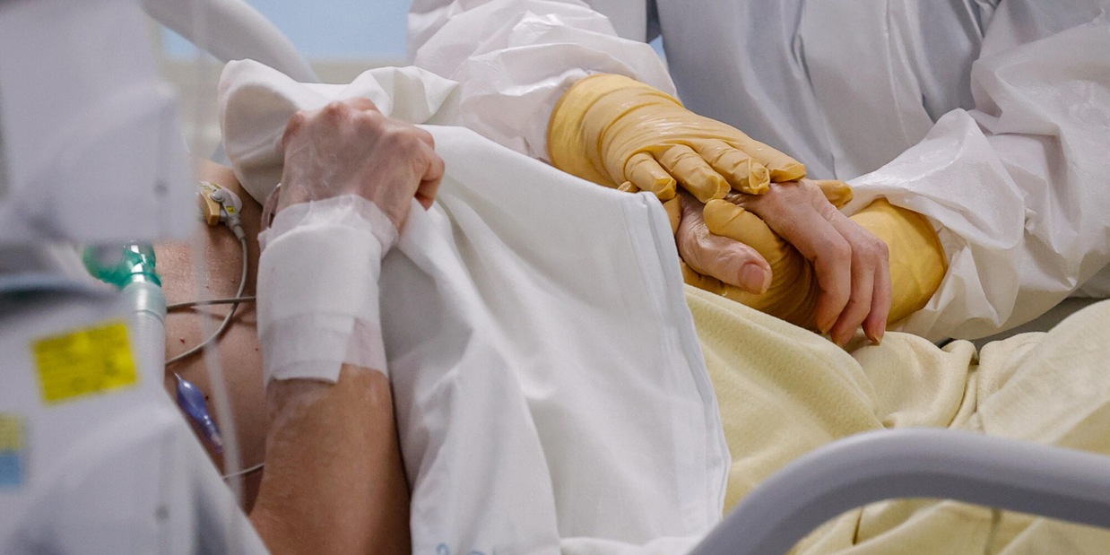 Covid in Italia monitoraggio: sale l'Rt nazionale