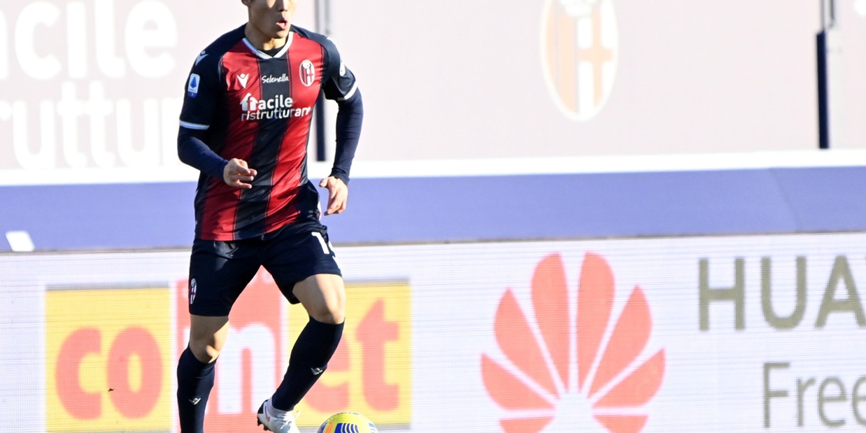 Bologna, Tomiyasu si è allenato in gruppo